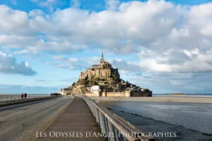 Le Mont-Saint-Michel vu depuis la passerelle